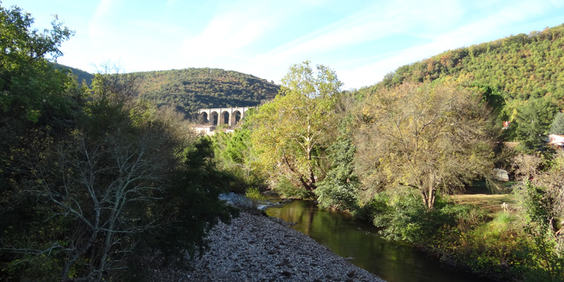 riviere la tour sur orb